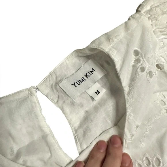 Yumi Kim Eyelet Dress Alicia White Size M Short Sleeve Lined Mini Ruffle Skirt - Picture 7 of 9